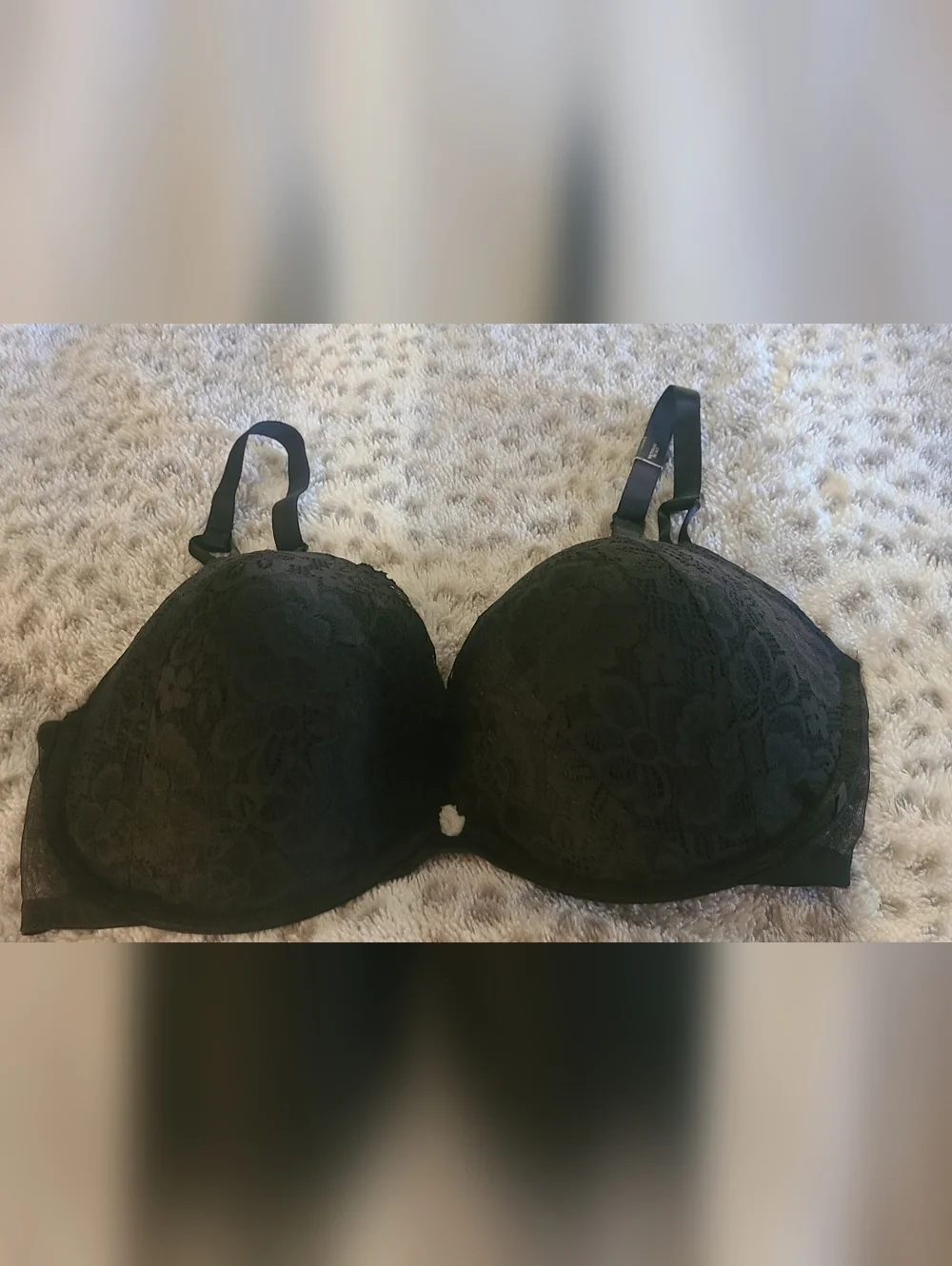 Victoria's Secret Black Lace Push-Up Bra- NWT-38DDD - Picture 1 of 5